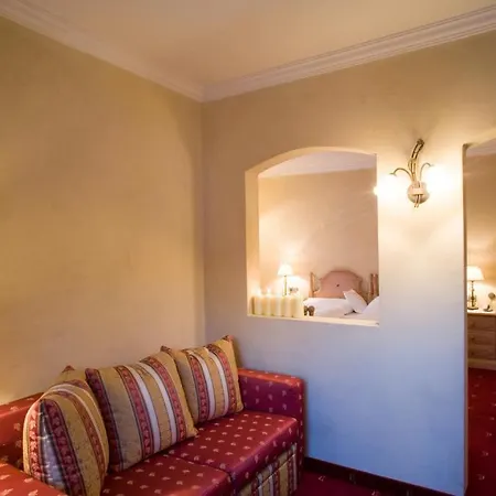Kristallhotel Corona-krone Hotel San Vigilio Di Marebbe